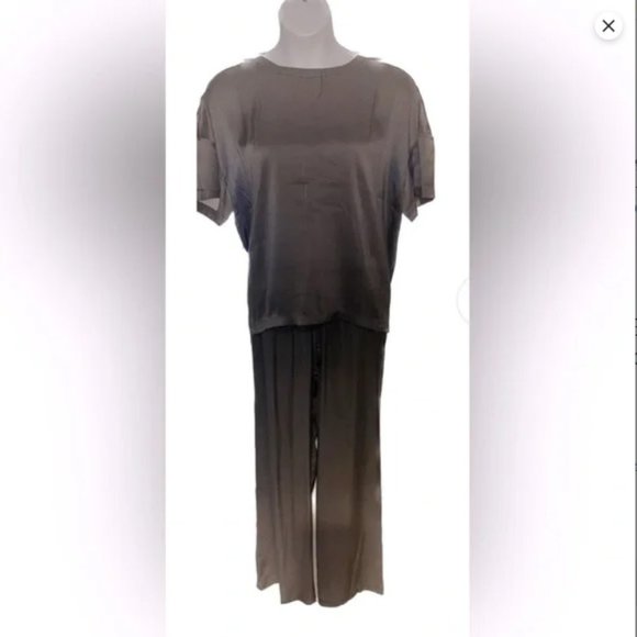 Badgley Mischka Other - Badgley Mischka 100 Percent Silk Black and Grey Ombre Pajamas
